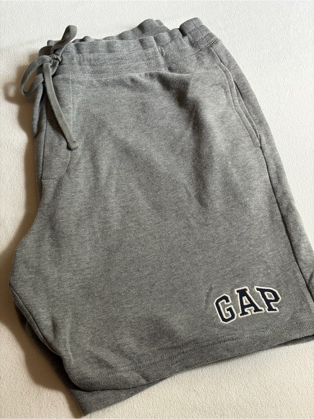 GAP Gray Logo Fleece Pocket Shorts Men’s XL